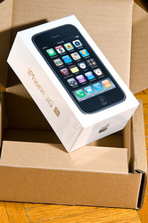 Authentic Apple iPhone 3GS 32GB Unlocked :